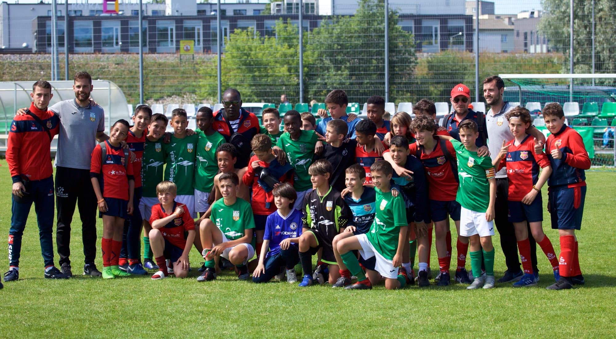 Both teams in one photograph